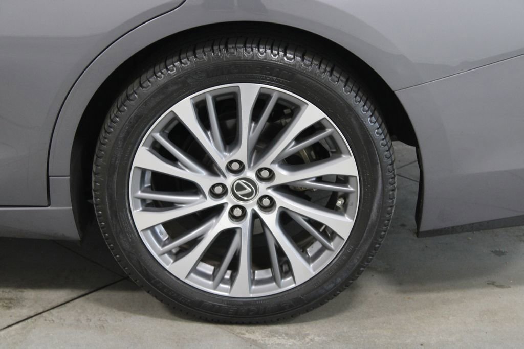 Used 2021 Lexus ES 350 w/ Premium Package image 17