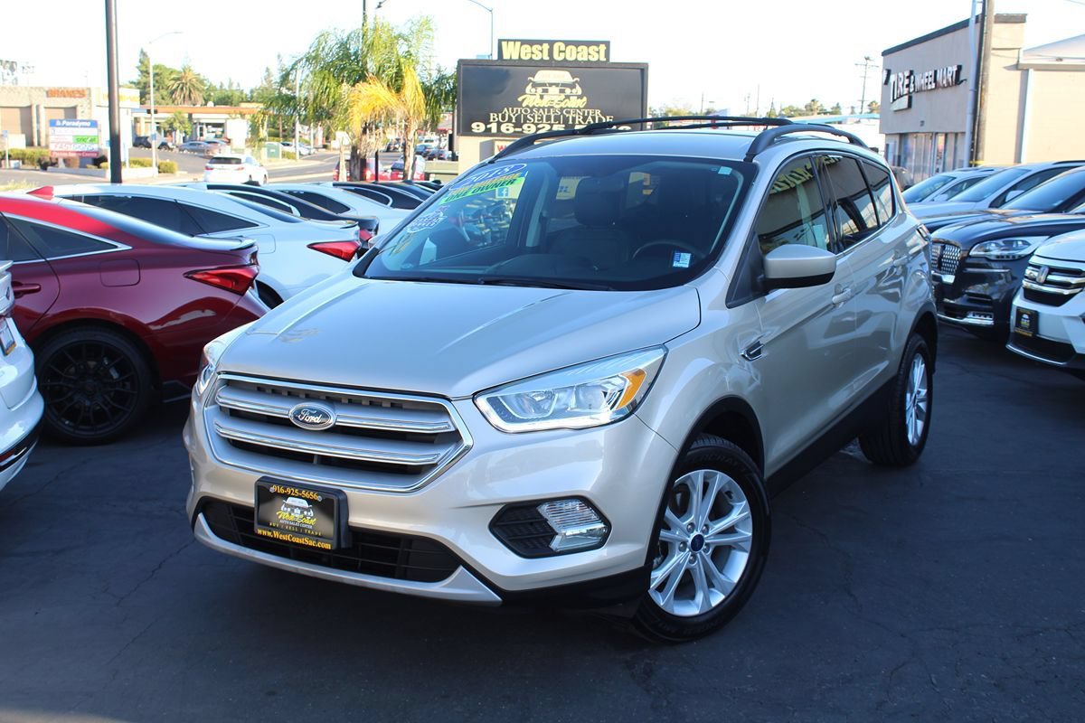 Used 2018 Ford Escape SEL FWD image 39