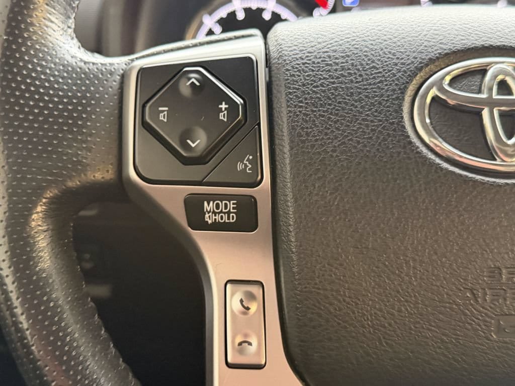 Used 2023 Toyota 4Runner Limited RWD image 29