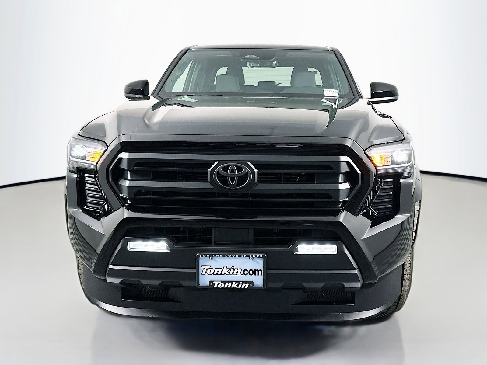 New 2025 Toyota Tacoma SR5 image 2