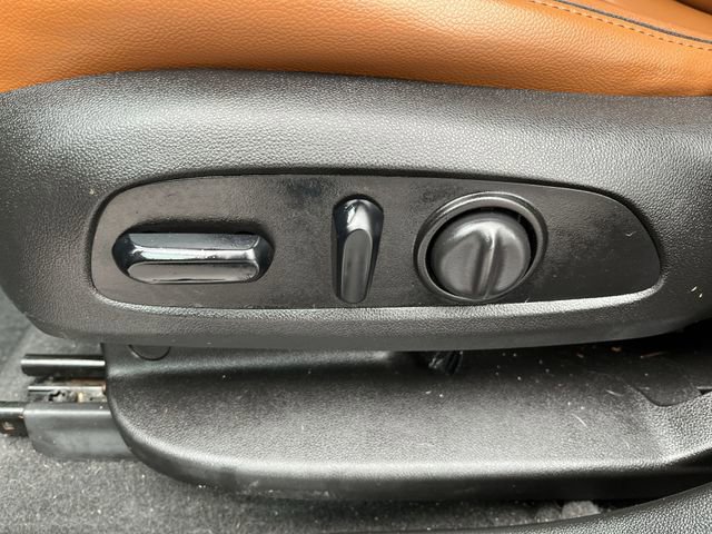 Used 2018 GMC Acadia SLT w/ LPO, Protection Package image 16