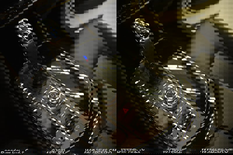 Used 2021 Maserati Levante image 32