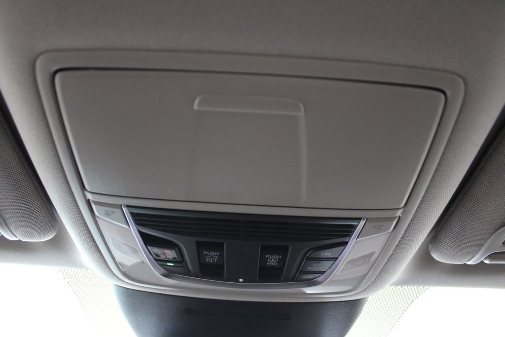 New 2026 Acura MDX SH-AWD image 34