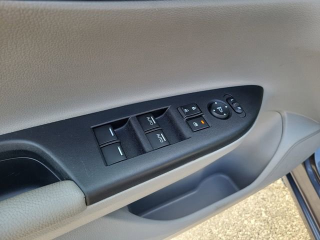 Certified 2017 Honda Accord EX-L image 9