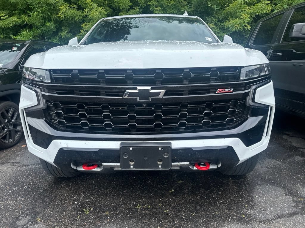 Used 2024 Chevrolet Suburban Z71 w/ Z71 Off-Road Package AWD/4WD image 17