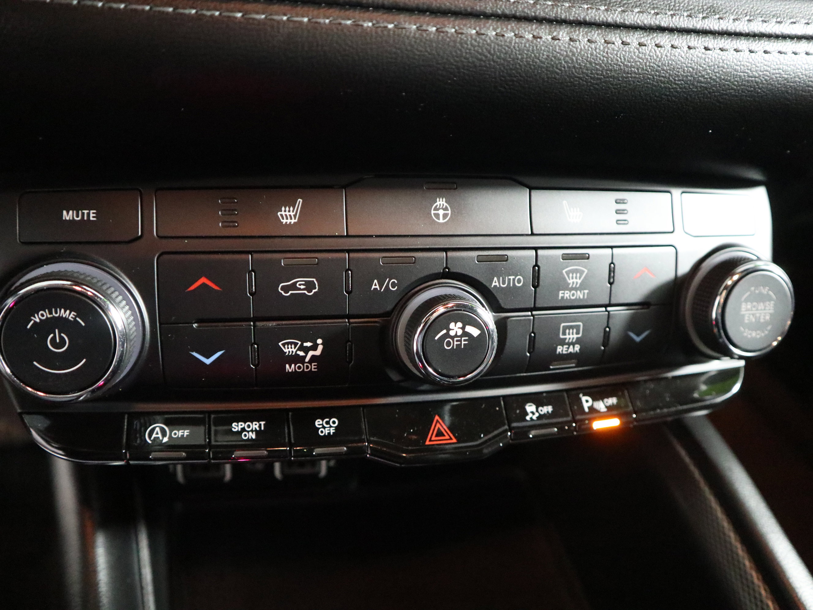 Used 2022 Dodge Durango GT w/ Blacktop Package image 30