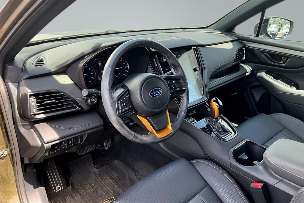Used 2025 Subaru Outback Wilderness AWD/4WD image 14