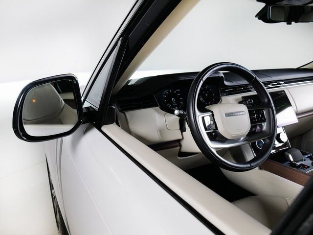 Used 2023 Land Rover Range Rover SE AWD/4WD image 23