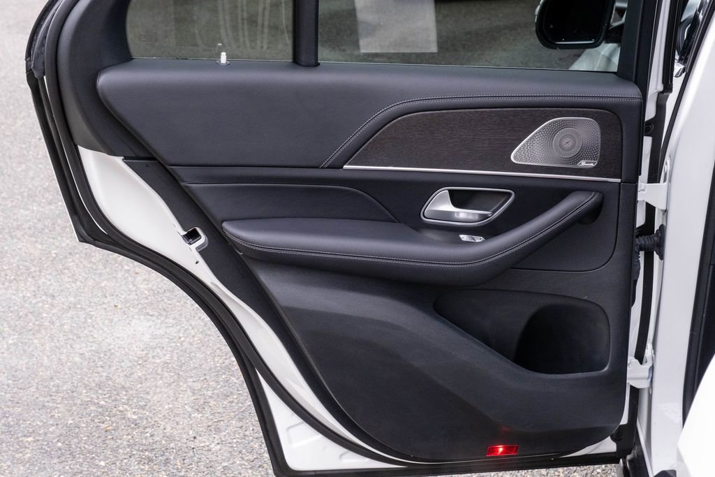 Used 2024 Mercedes-Benz GLE 350 4MATIC image 29