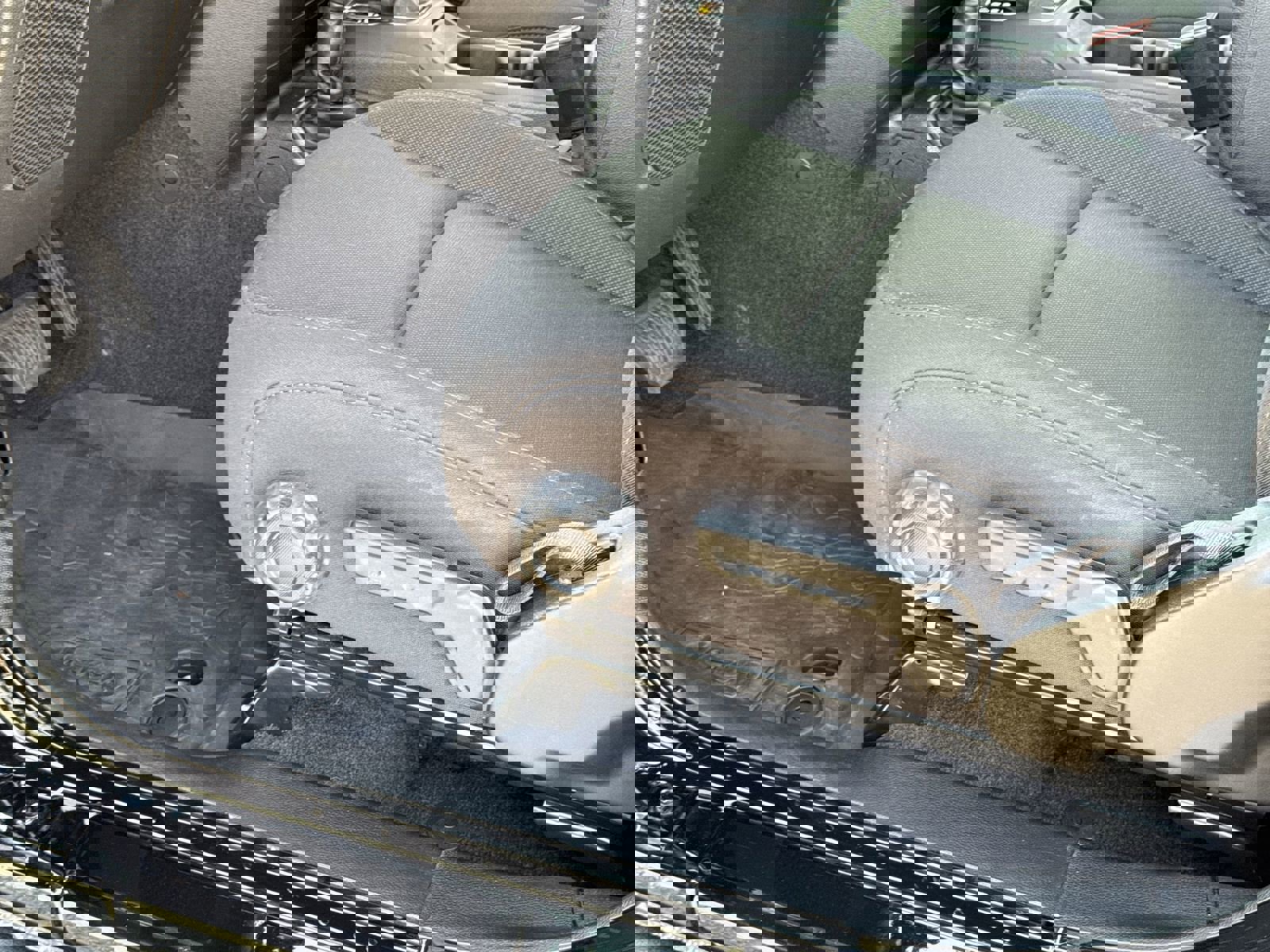 Used 2023 Jeep Wrangler Unlimited w/ 8.4" Radio Group image 17