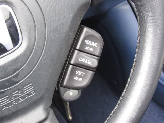 Used 2004 Honda S2000 image 16