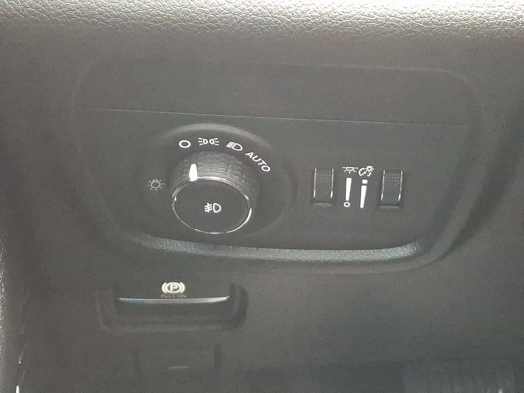 Used 2024 Jeep Grand Cherokee L Summit w/ Advanced Protech Group IV image 25