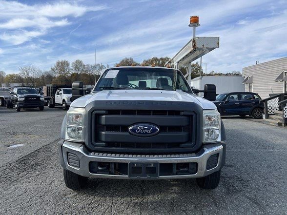 Used 2015 Ford F450 XL w/ XL Decor Group image 2