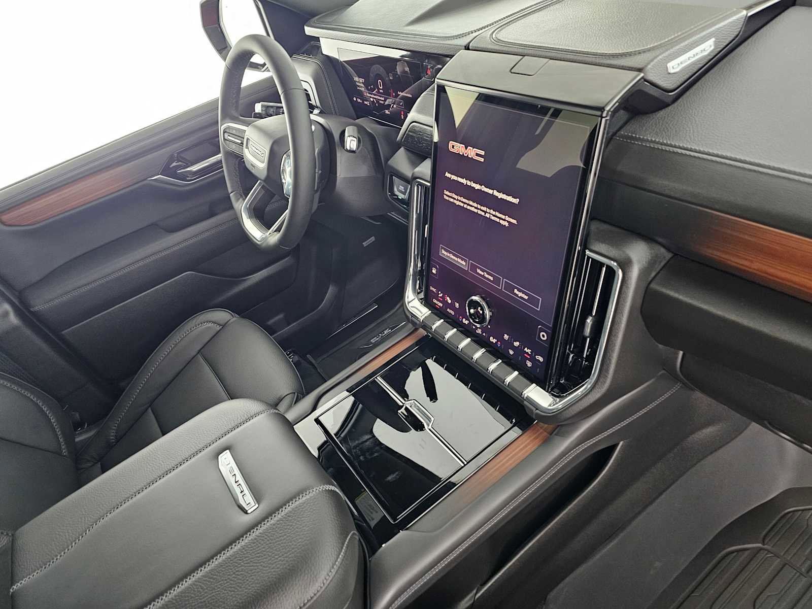 New 2025 GMC Yukon XL Denali w/ Sun & Power Step Package image 11