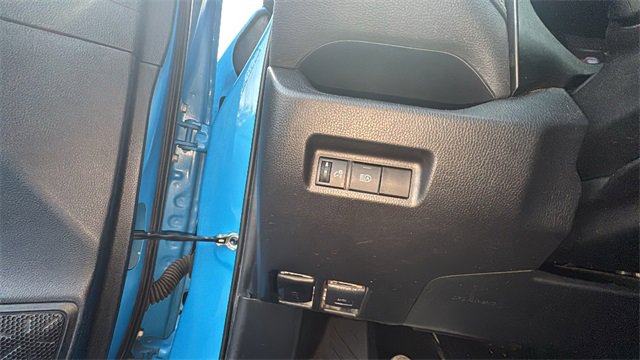 Used 2019 Toyota RAV4 LE image 13