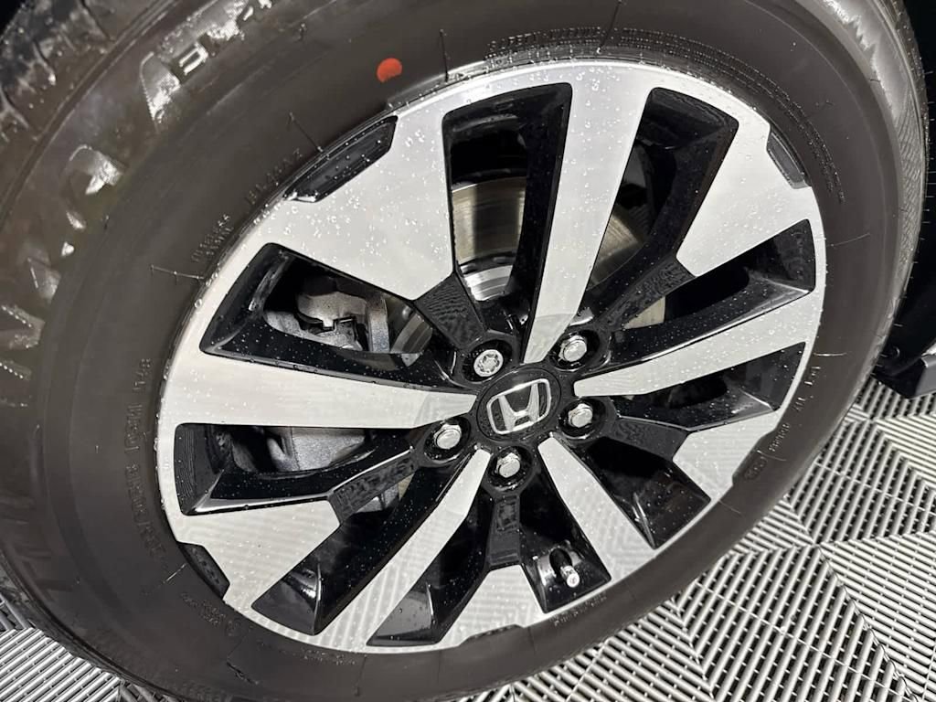 New 2025 Honda Odyssey EX-L image 10