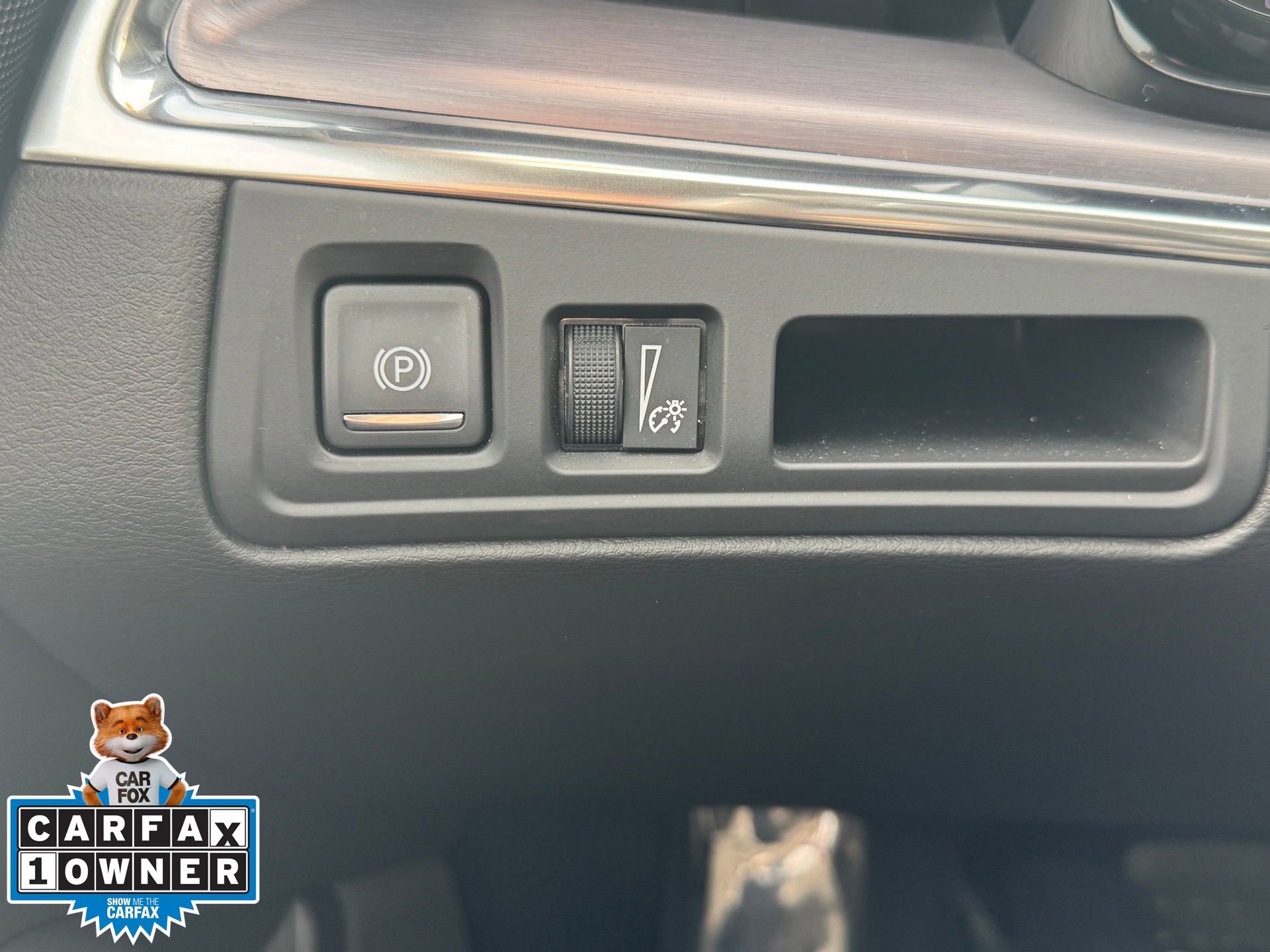 Used 2019 Cadillac XT5 Premium Luxury w/ Driver Assist Package image 8