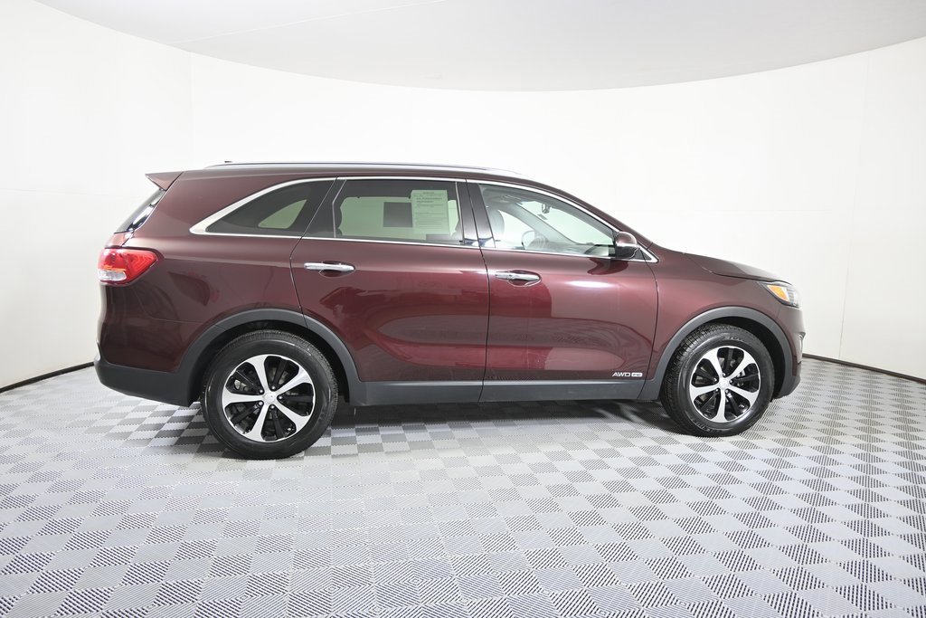 Used 2017 Kia Sorento EX w/ EX Advanced Touring Package image 7