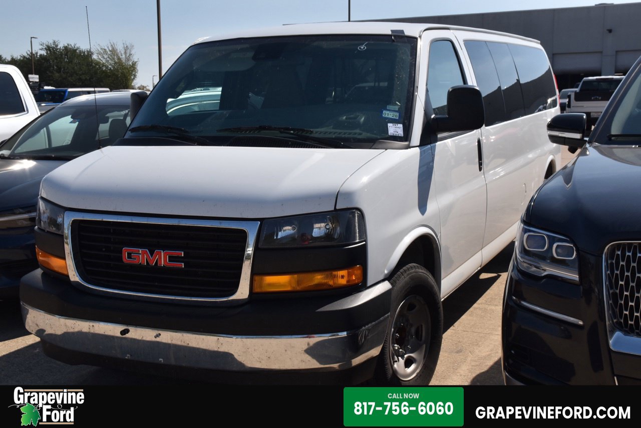 Used 2026 GMC Savana 3500 LT w/ LT Preferred Equipment Group RWD image 1
