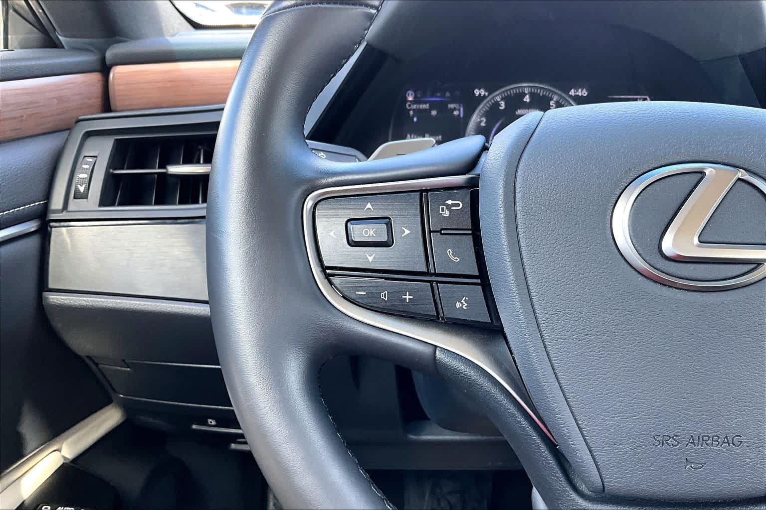 Used 2025 Lexus ES 350 w/ Premium Package FWD image 24