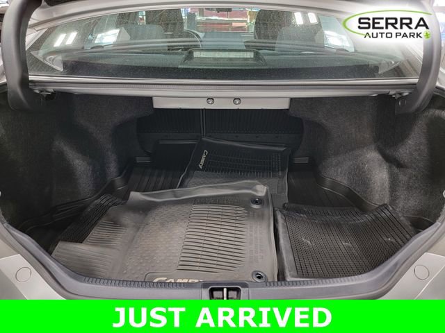 Used 2016 Toyota Camry LE FWD image 33