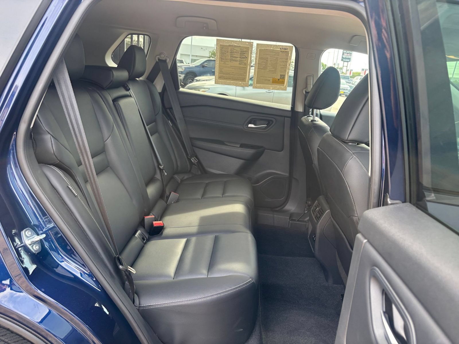 Used 2026 Nissan Rogue SL FWD image 28