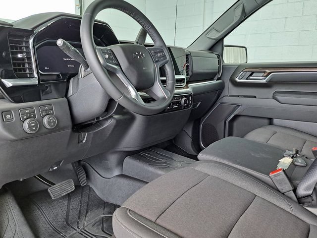 Used 2026 Chevrolet Silverado 1500 RST w/ RST Select Package AWD/4WD image 6