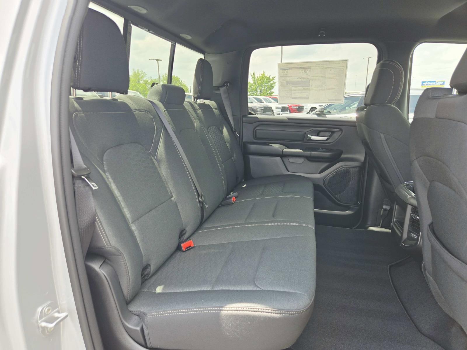 New 2026 RAM 1500 Express AWD/4WD image 14