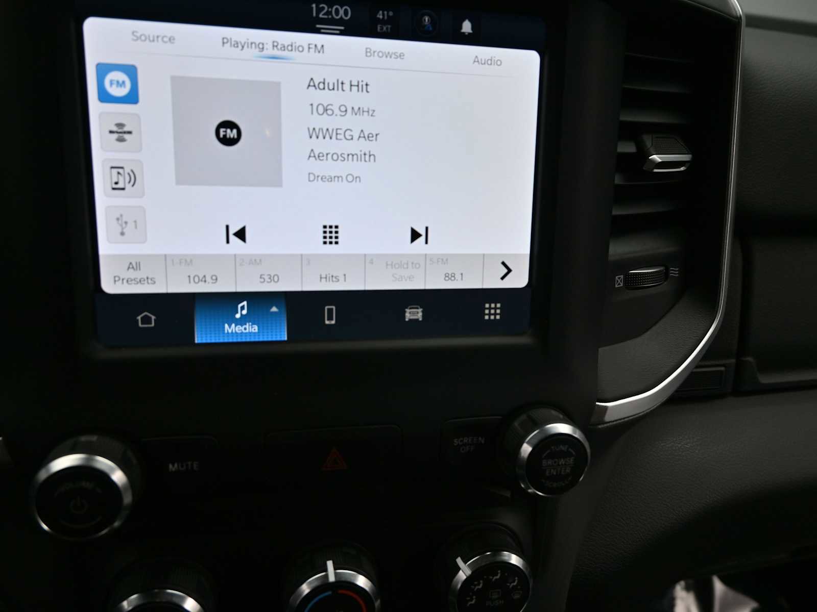 Used 2024 RAM 2500 Big Horn image 17