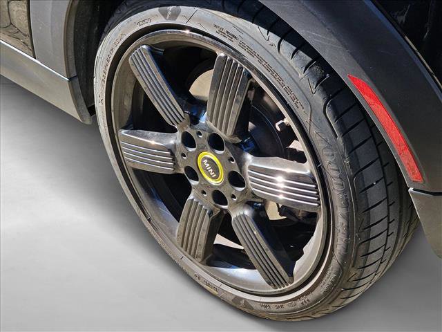 Used 2024 MINI Cooper SE w/ Signature Upholstery Package image 12