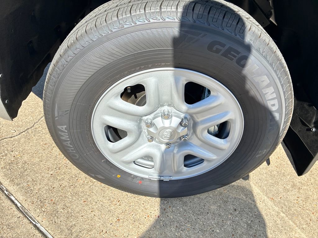 New 2026 Toyota Tundra SR image 33
