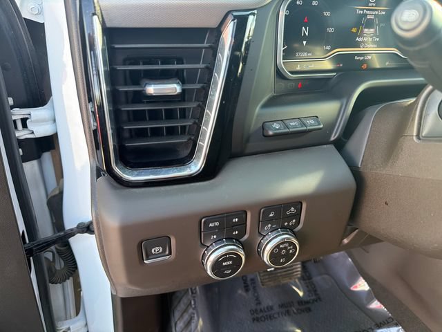 Used 2024 GMC Sierra 2500 Denali w/ Denali Reserve Package AWD/4WD image 26