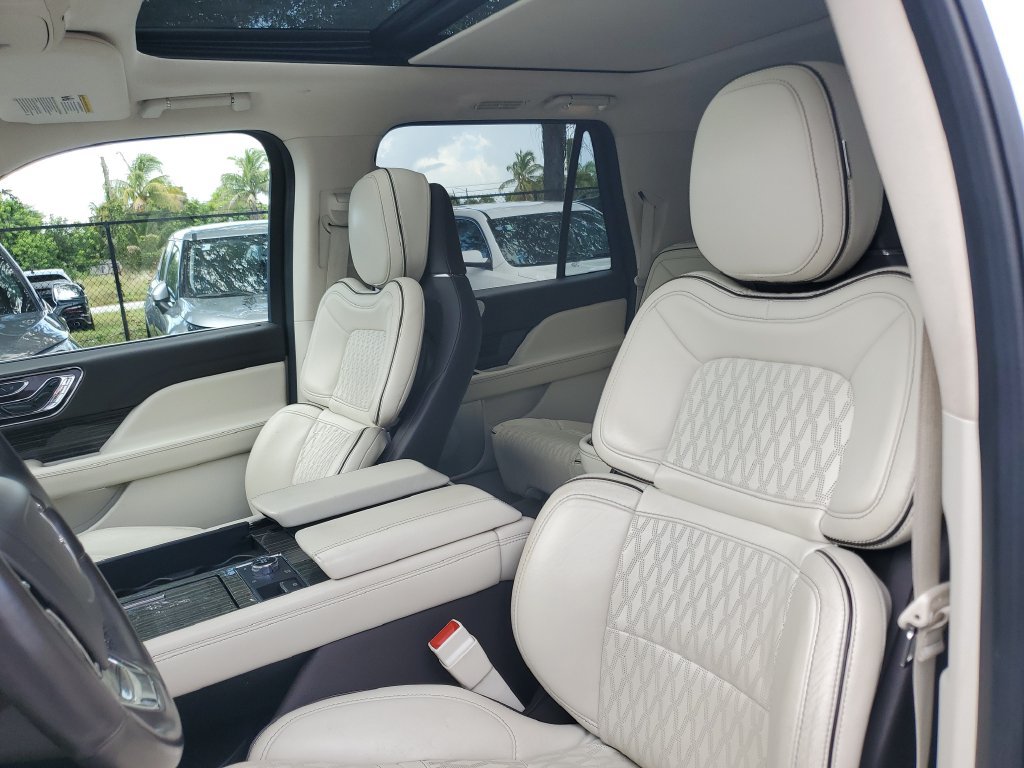 Used 2021 Lincoln Navigator L Black Label AWD/4WD image 21