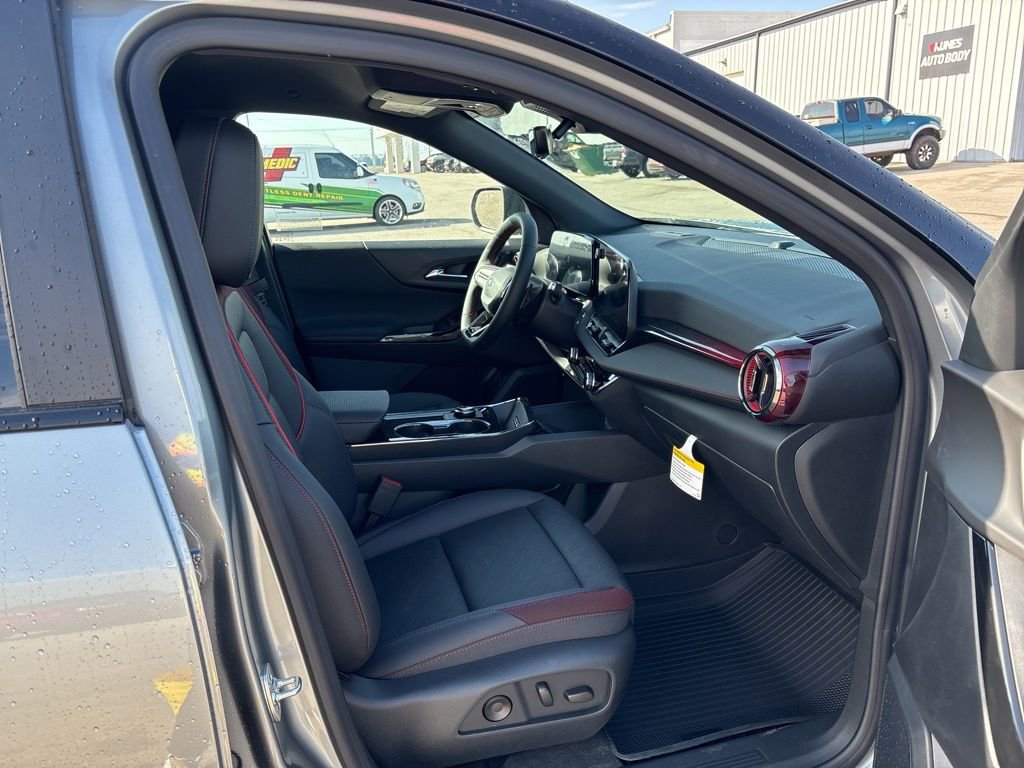 New 2026 Chevrolet Equinox RS image 18