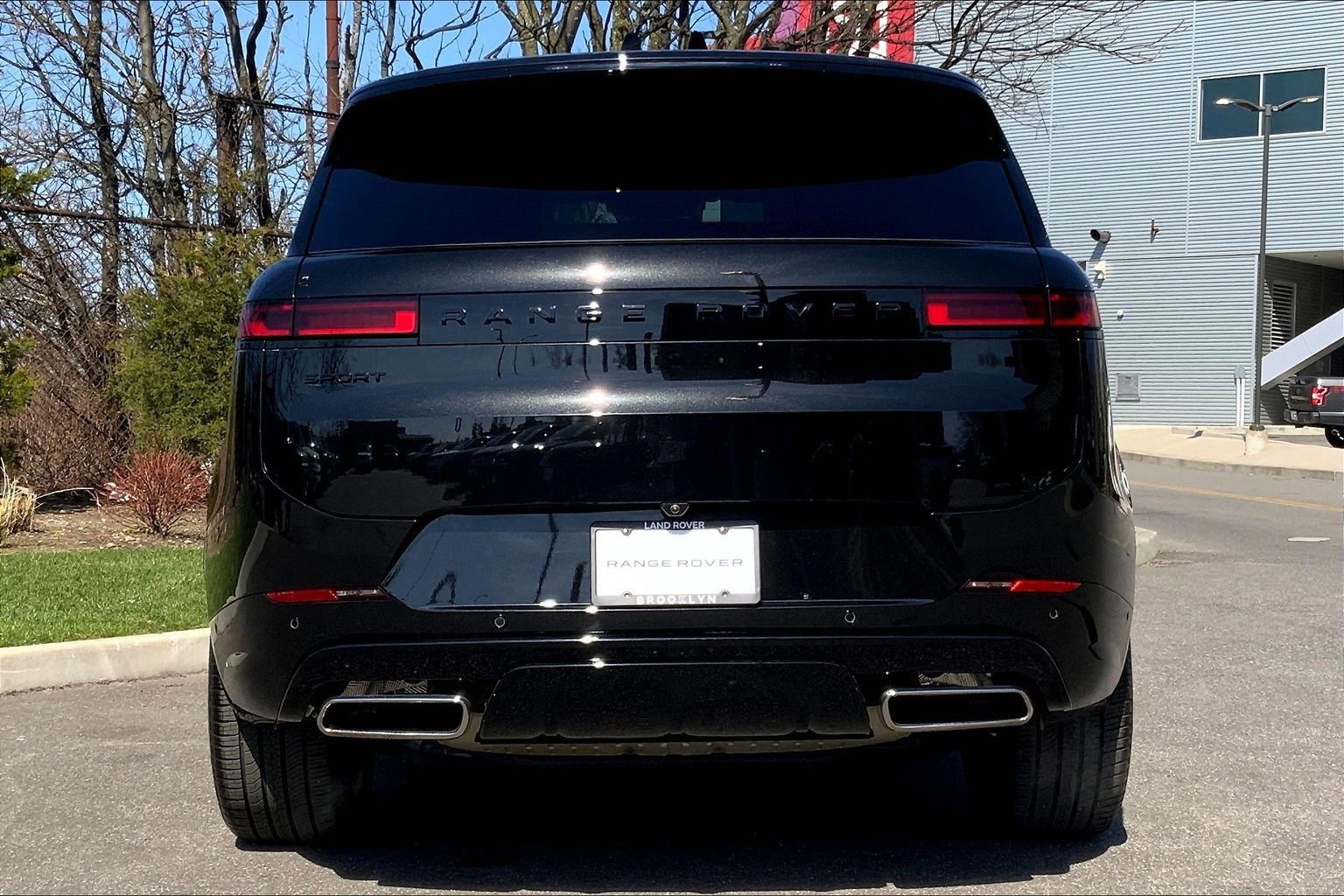 Used 2024 Land Rover Range Rover Sport Dynamic SE image 4