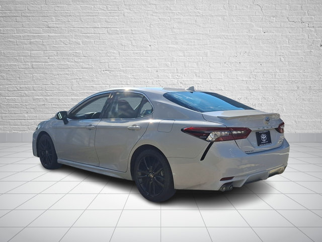 Used 2024 Toyota Camry XSE FWD image 4