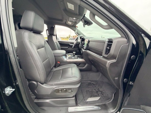 Certified 2023 Chevrolet Silverado 1500 LTZ AWD/4WD image 28