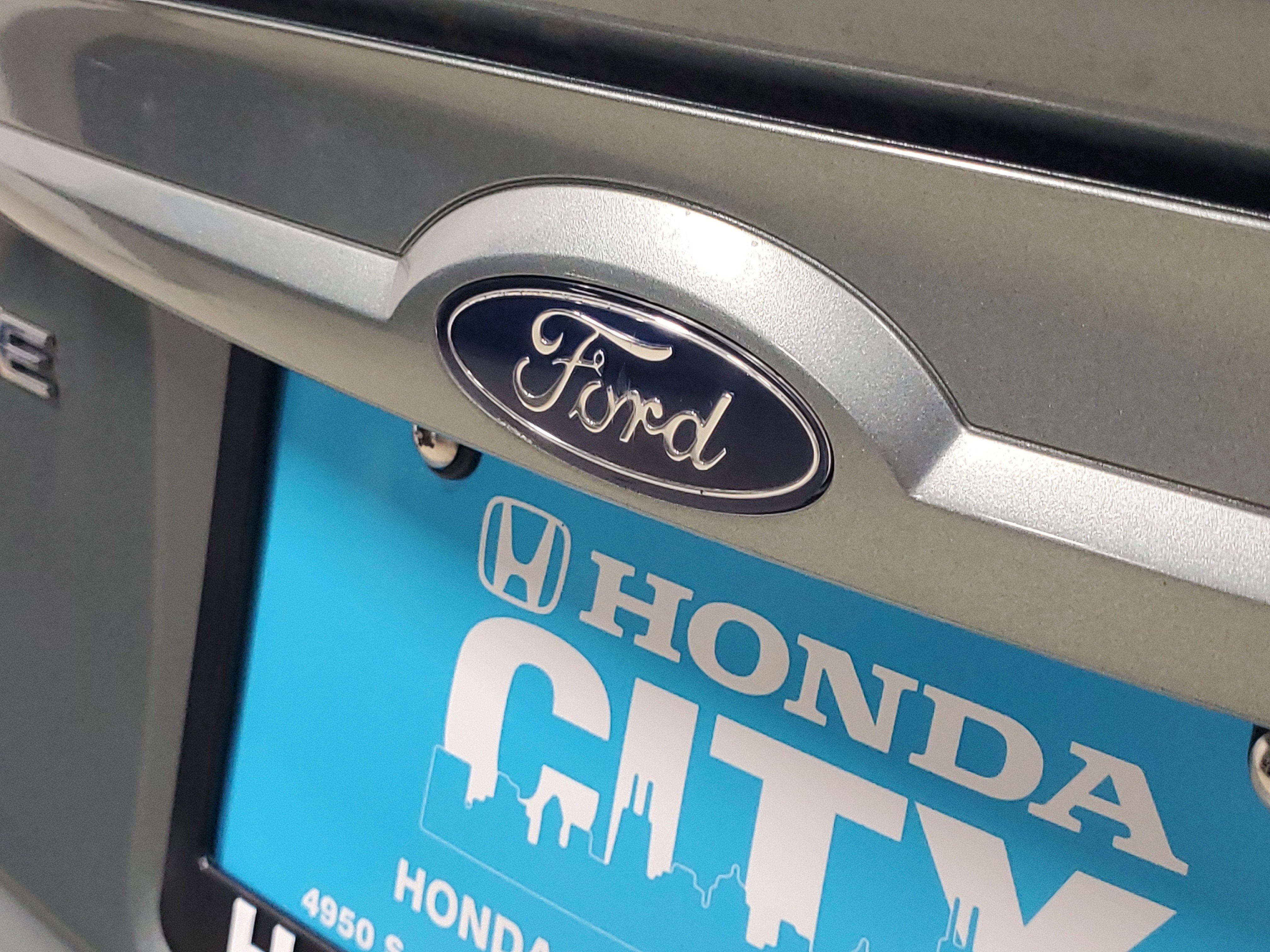 Used 2005 Ford Taurus SE FWD image 7