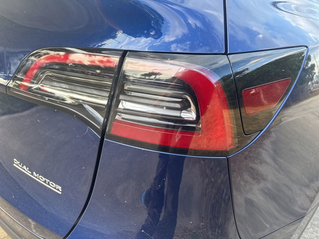 Used 2024 Tesla Model Y Performance AWD/4WD image 13