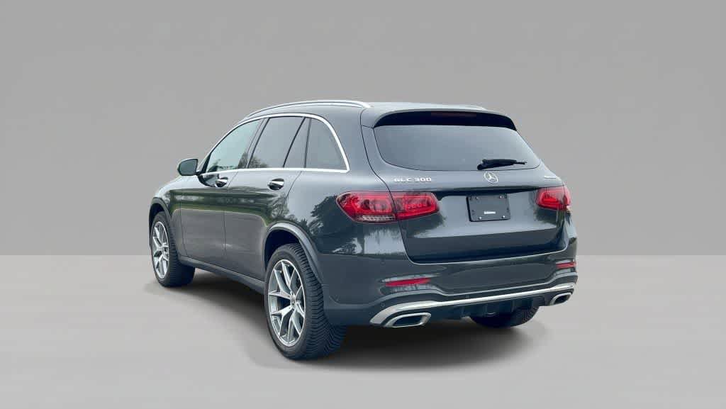Used 2022 Mercedes-Benz GLC 300 4MATIC image 3