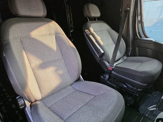 Used 2023 RAM ProMaster 2500 w/ LED Premium FWD image 15