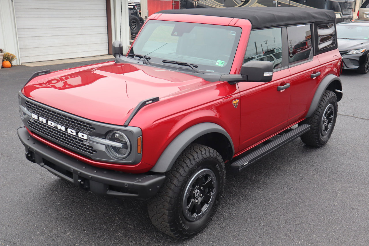 Used 2021 Ford Bronco Badlands image 10