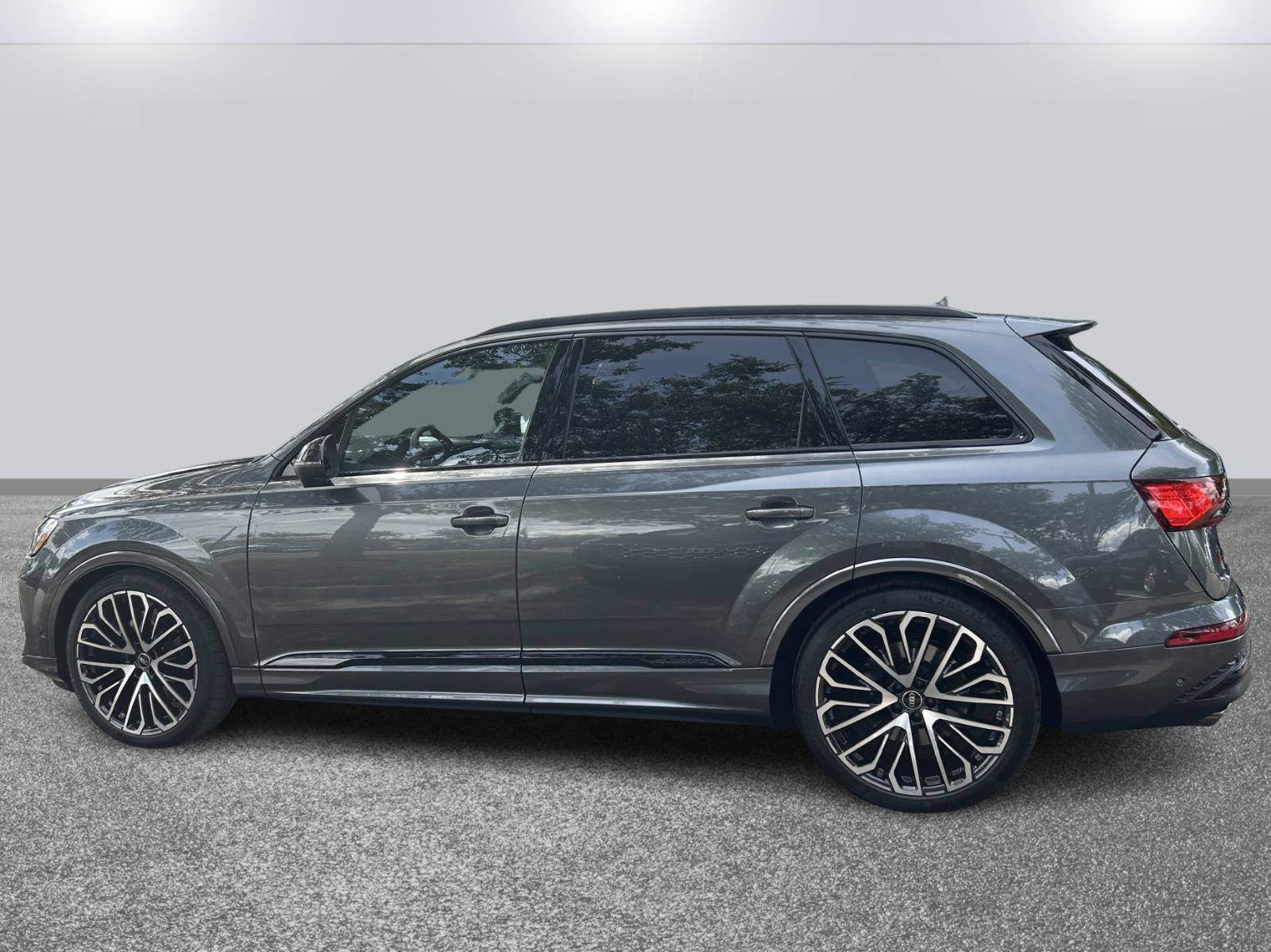New 2026 Audi SQ7 Prestige image 6