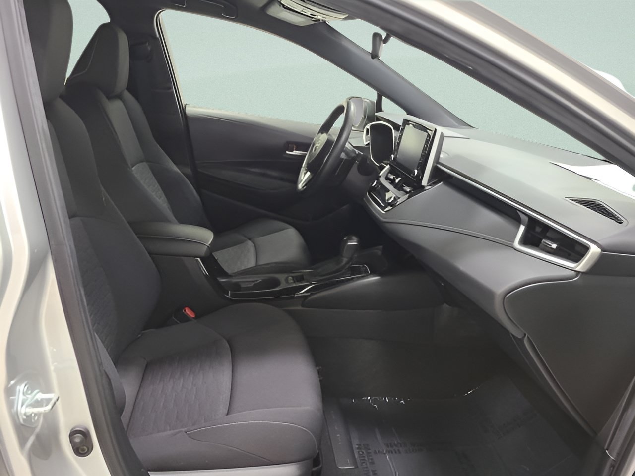Used 2022 Toyota Corolla SE FWD image 12