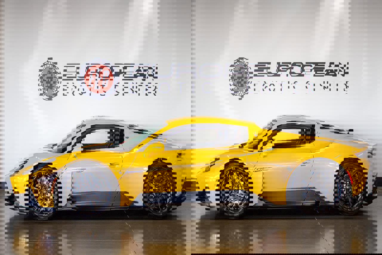 Used 2023 Maserati MC20 Coupe image 5