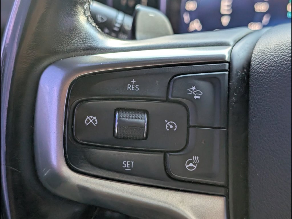 Used 2025 Chevrolet Silverado 1500 LT AWD/4WD image 17