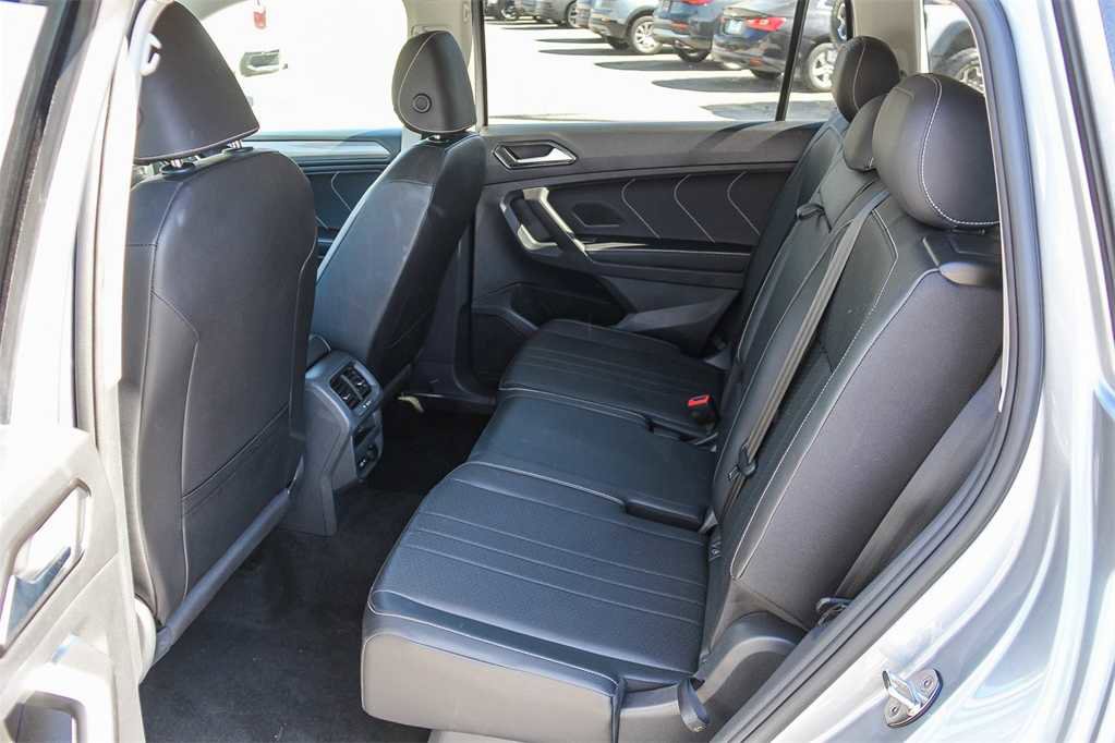 Used 2023 Volkswagen Tiguan SE image 15