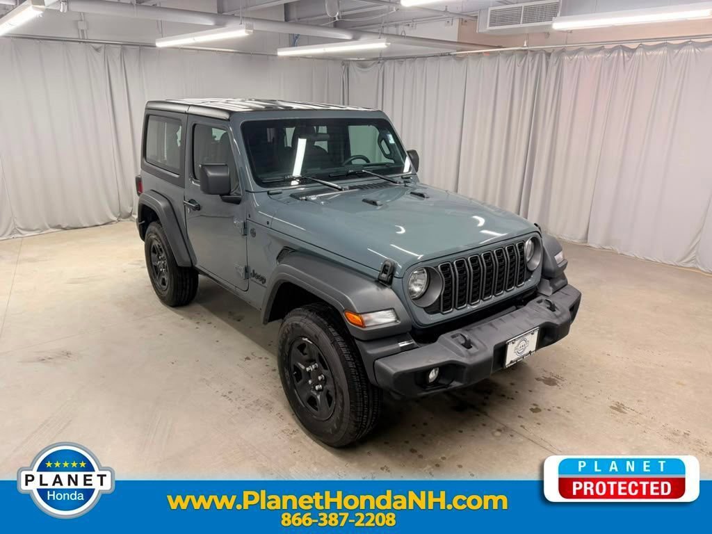 Used 2025 Jeep Wrangler Sport AWD/4WD image 1