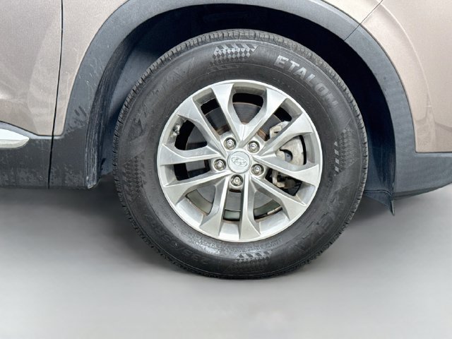 Used 2020 Hyundai Santa Fe SEL w/ Cargo Package FWD image 31