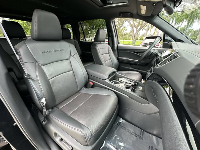 Used 2025 Honda Passport Black Edition image 26